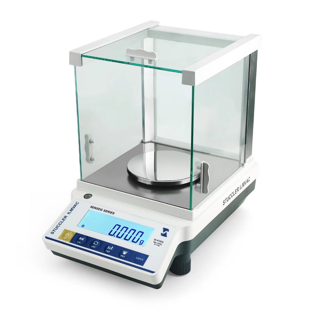 Stuccler SE-R102Q precision laboratory balance featuring 1mg readability and electromagnetic force compensation.